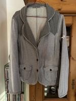 Grauer Stoff Blazer von Marc Cain Gr.N5 (Gr.42) Nordrhein-Westfalen - Straelen Vorschau