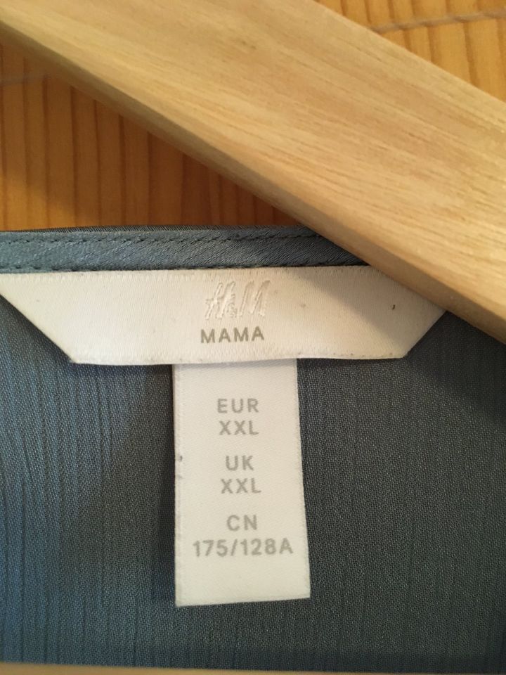 Schickes Schwangerschaftskleid Umstandskleid H&M Mama hellblau in Lindlar