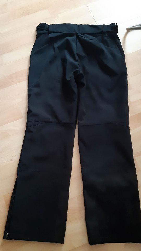 Skihose zu verkaufen in Berlin