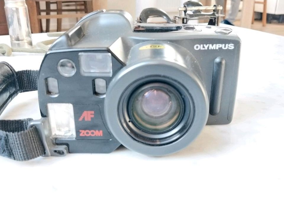 OLYMPUS AZ-300 Superzoom Sucherkamera in Gaildorf