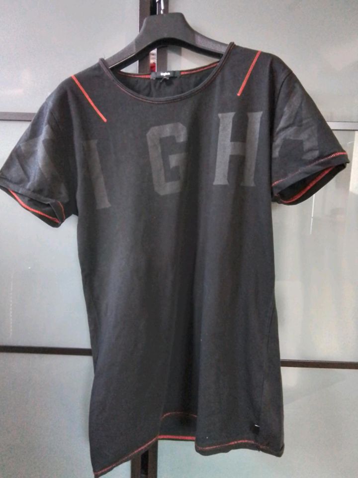 Tigha Shirt, Größe S in Hannover