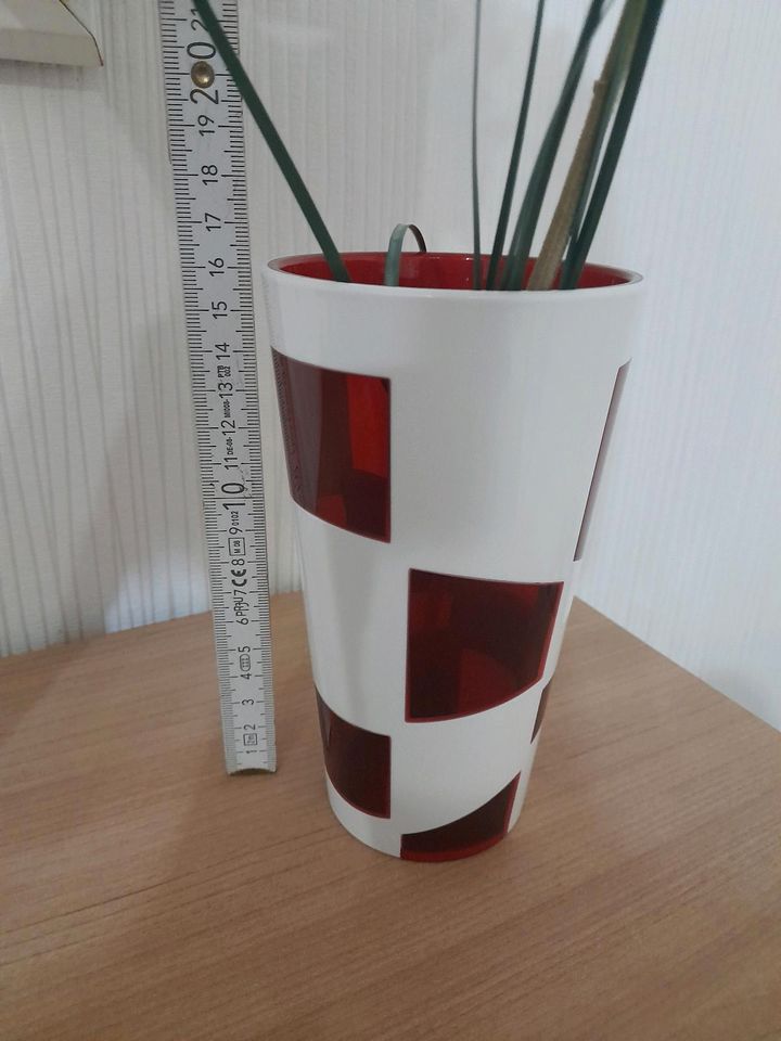 Emsa Vase weiß/rot in Philippsthal (Werra)