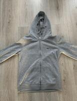 Lacoste zipper S Hessen - Wiesbaden Vorschau