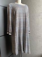 Super schickes Kleid von Kenny. S Neuwertig Gr. 48 Hessen - Burgwald Vorschau