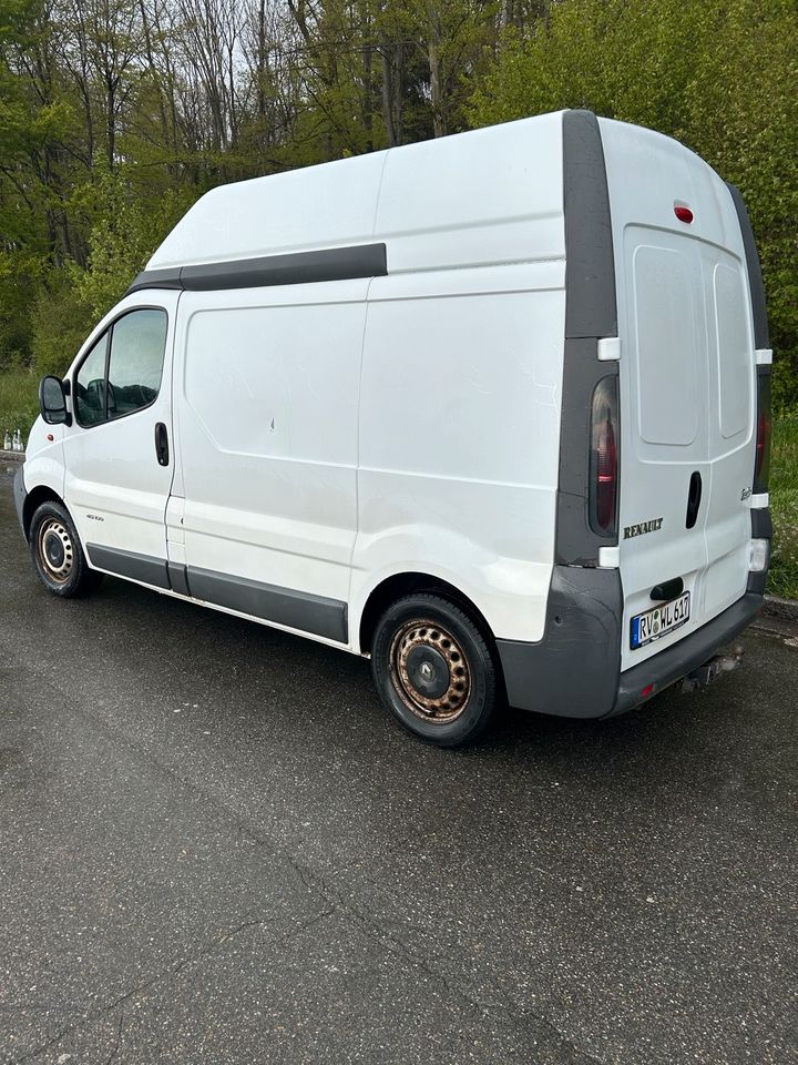 Renault Trafic 1.9 Diesel *Hochdach* in Aulendorf