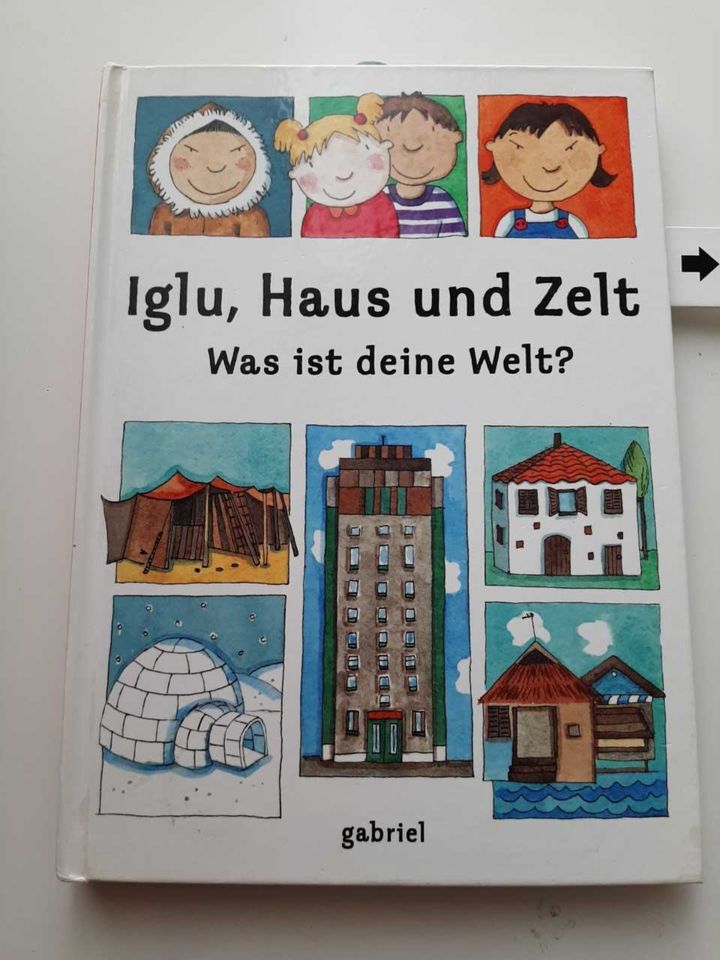 Buch Haus Iglu Zelt (teilw. zum Aufklappen) in Gießen