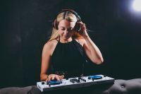 Professionelle DJ  DJane / Hochzeit, Geburtstag, Firmenfeier o.ä. Nordrhein-Westfalen - Velbert Vorschau