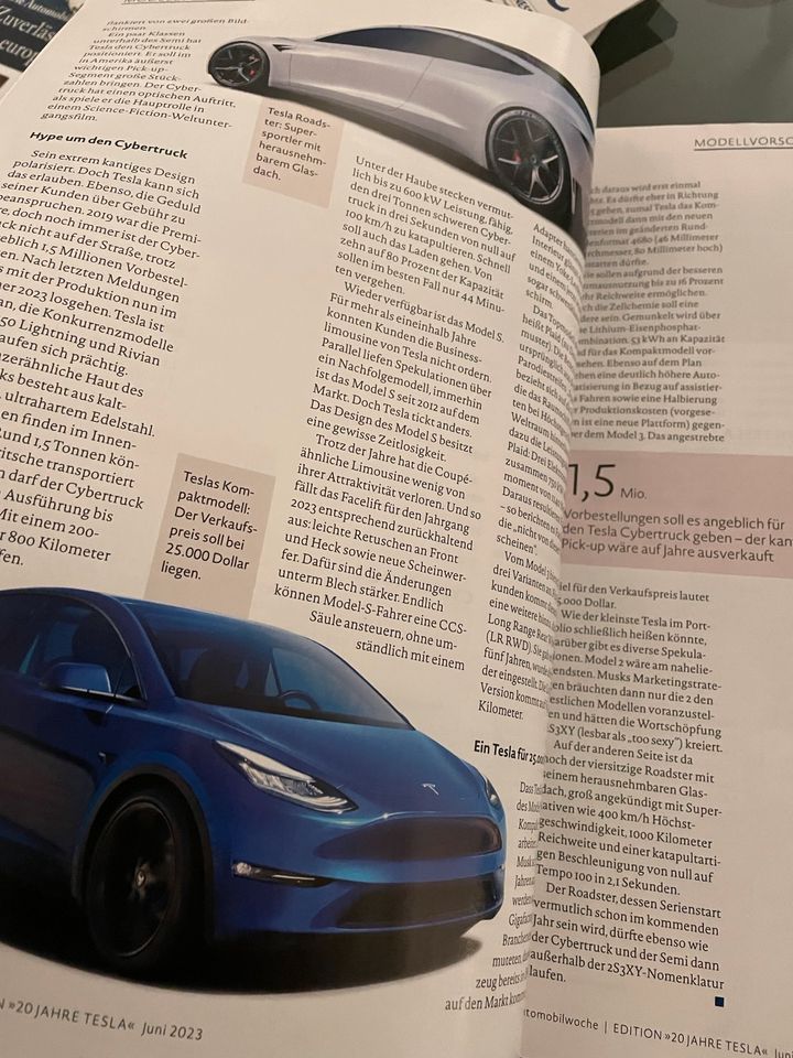 20 Jahre Tesla Automobilwoche Edition Model S Y 3 Katalog in Braunschweig