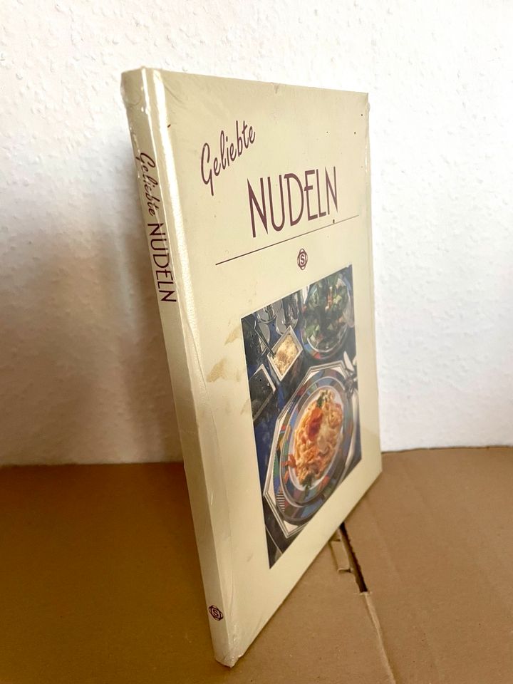 Kochbuch „Geliebte Nudeln“ Rezepte Buch Rezeptbuch in Folie in Maulbronn