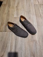 Schnürschuhe Schuhe Gr. 42 grau  Wildleder Optik  neu & ungetrage Niedersachsen - Wathlingen Vorschau