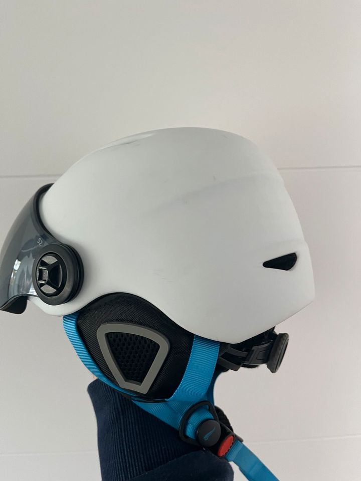 Ski-Helm weiß mit Visier in Größe S in Weyhe