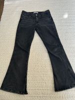 ZARA MÄDCHEN SCHWARZE FLARED JEANS 164 Nordrhein-Westfalen - Herford Vorschau