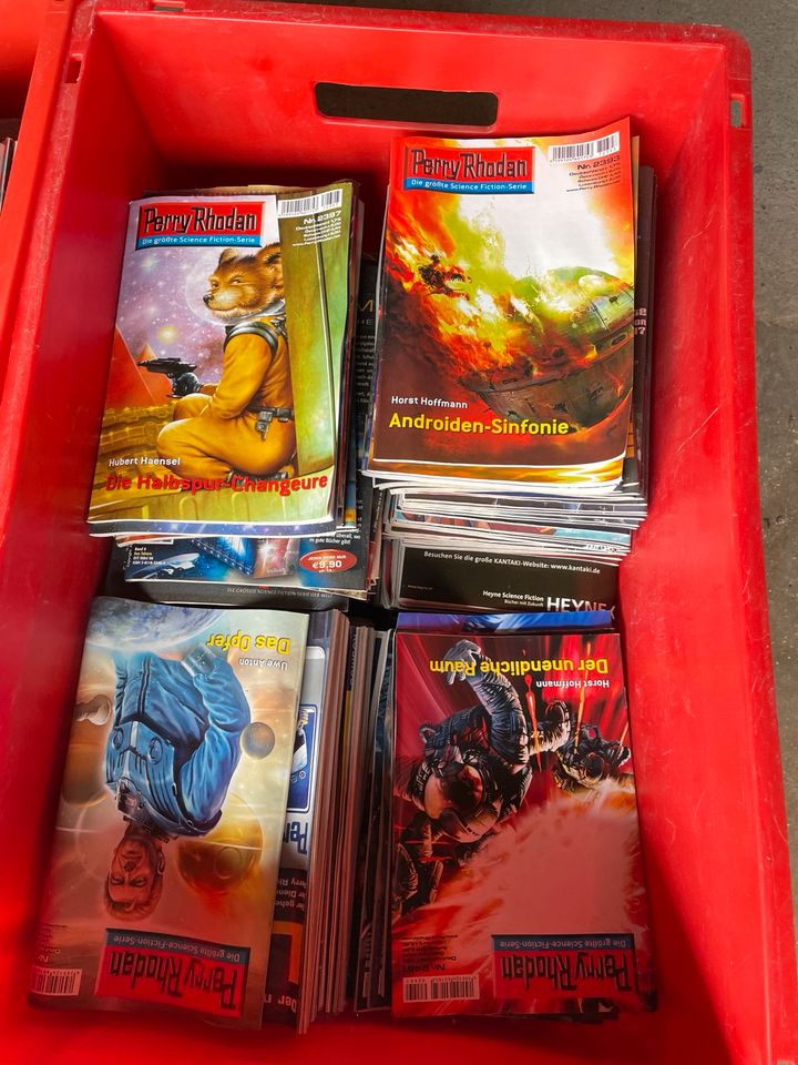 Perry Rhodan Hefte Zeitschriften Comics 1300stück in Mettlach