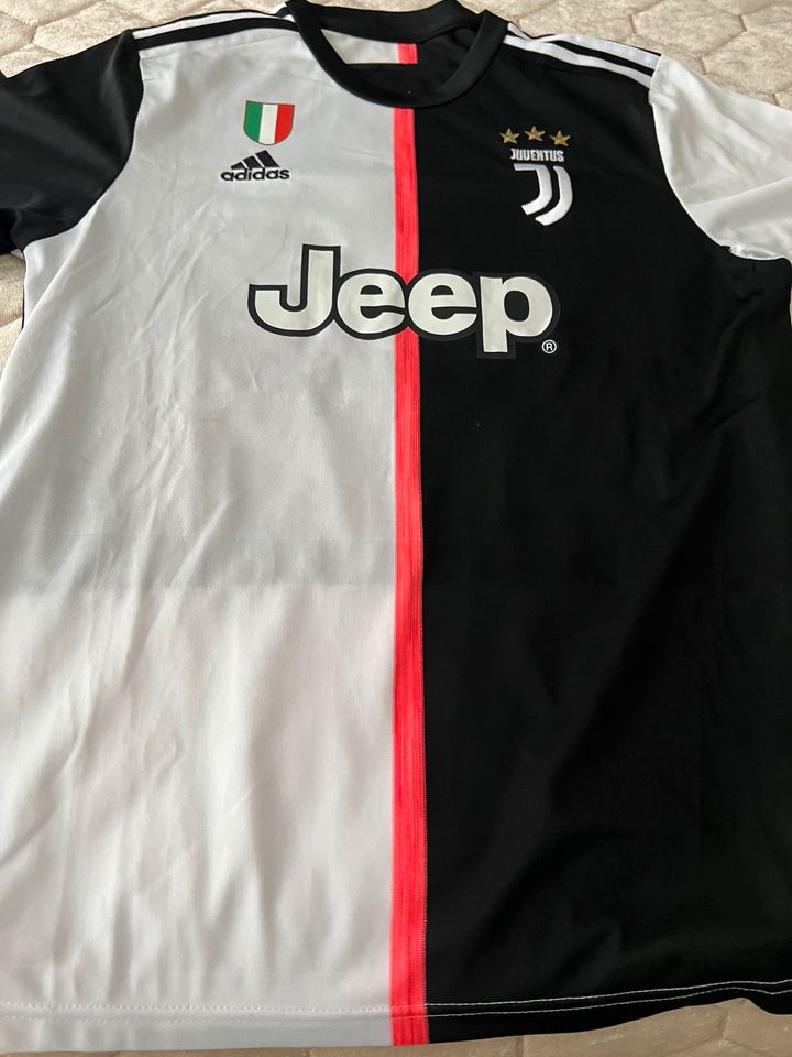Juventus Turin Trikots zu verkaufen in Rosenheim