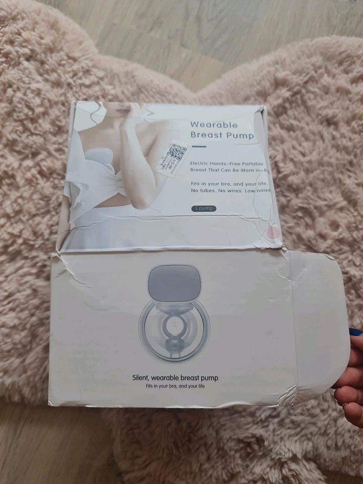 Wearable  Breast Pump  Milchpompe in Wippingen