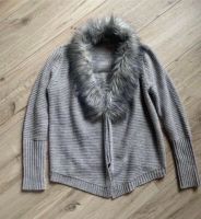 ONLY Strickjacke Weste Jacke grau mit Fellkragen NEU Bayern - Cham Vorschau