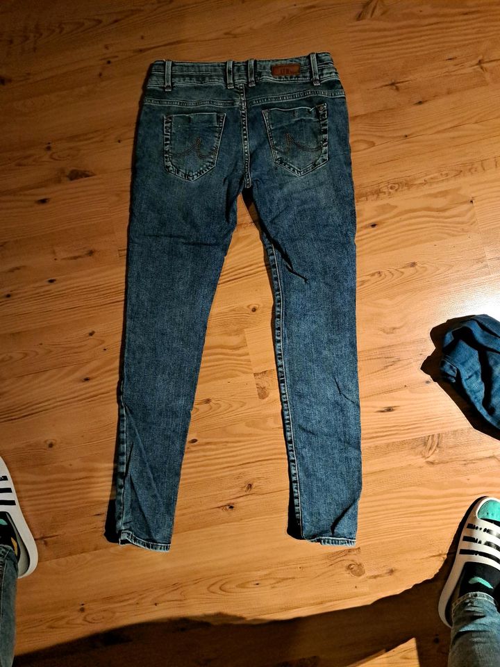 LTB Jeans Julita X W28 L32 in Bad Endbach