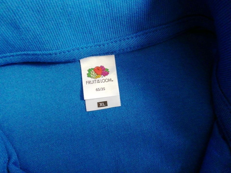 Fruit of the loom, Poloshirt gr xl, blau und schwarz je 3€ in Soest