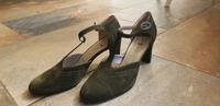 Dirndl und Bua Schuhe in Farbe Grün Bayern - Bad Feilnbach Vorschau