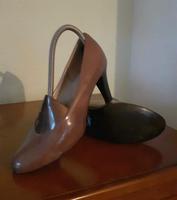 HIGH-HEELS von GABOR. BESONDERER FARBTON. Niedersachsen - Sehnde Vorschau