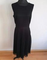 Midikleid, Plissee, Spitze, schwarz, Reserved, Gr. L, NEU Hannover - Südstadt-Bult Vorschau