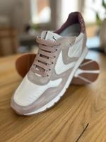 Sneaker Voile Blanche Gr. 40 / NEU Bayern - Goldbach Vorschau
