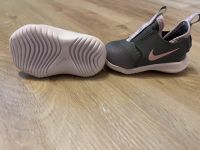 Nike Baby Schuhe Gr.17 >Neu< Niedersachsen - Melbeck Vorschau