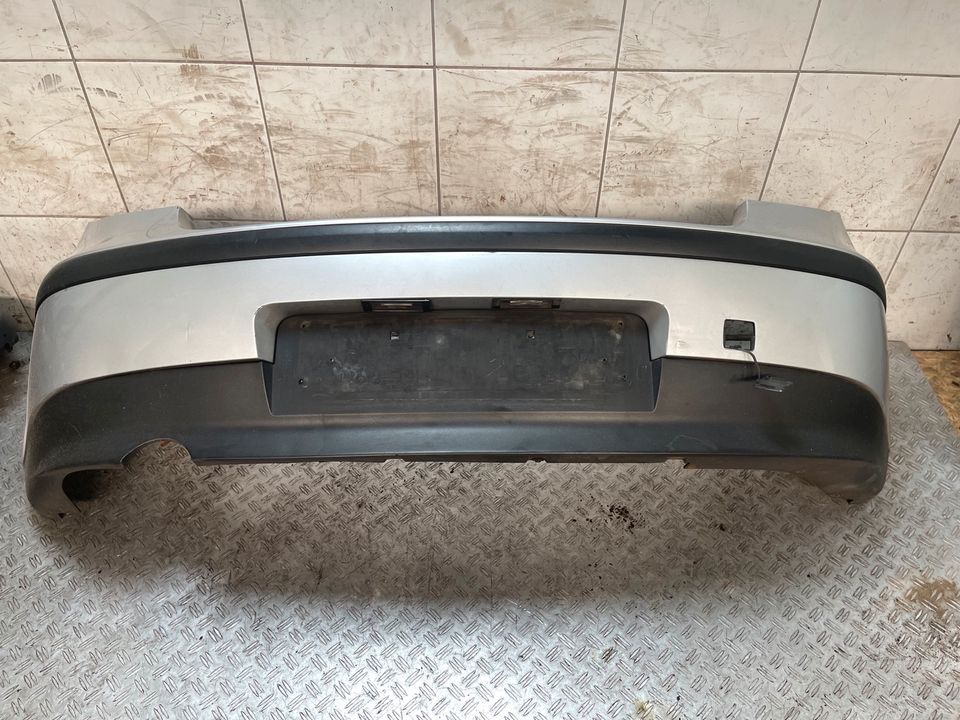 BMW 1er E81 E87 Stoßstange hinten 51127058507 Bis 2007 in  Nordrhein-Westfalen - Gelsenkirchen | Ersatz- & Reparaturteile | eBay  Kleinanzeigen ist jetzt Kleinanzeigen