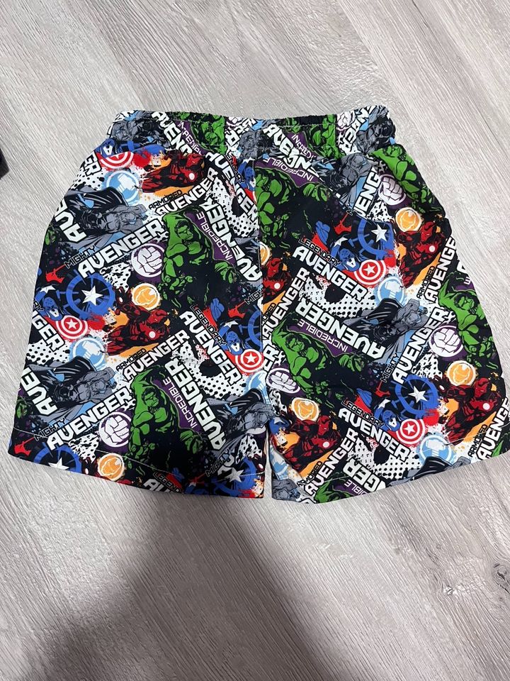 Marvel Badehose Badeshort Superhelden bunt 98 104 in Dortmund