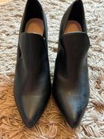 Schwarze Pumps Sachsen - Crinitzberg Vorschau