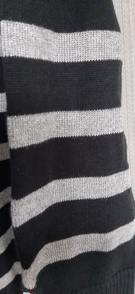 ❤ HILFIGER Strickjacke Jacke Pullover Shirt M 36 38 grau schwarz in Oldenburg in Holstein