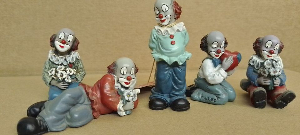 Gilde Clowns 7cm - Quintett mit Blumen und Herz in Plauen