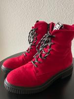 Extrem coole Boots der Marke Mjus in einem tollen rot. Baden-Württemberg - Sasbach Vorschau