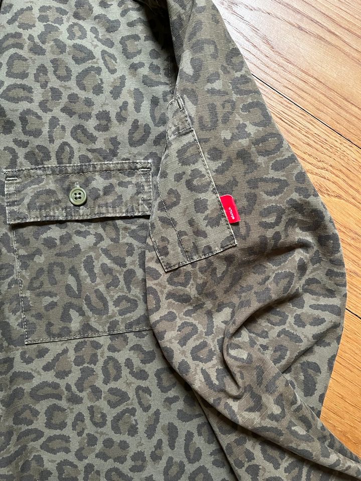 WTAPS Shirt Leoprint Camouflage size3/L made in Japan in Stuttgart