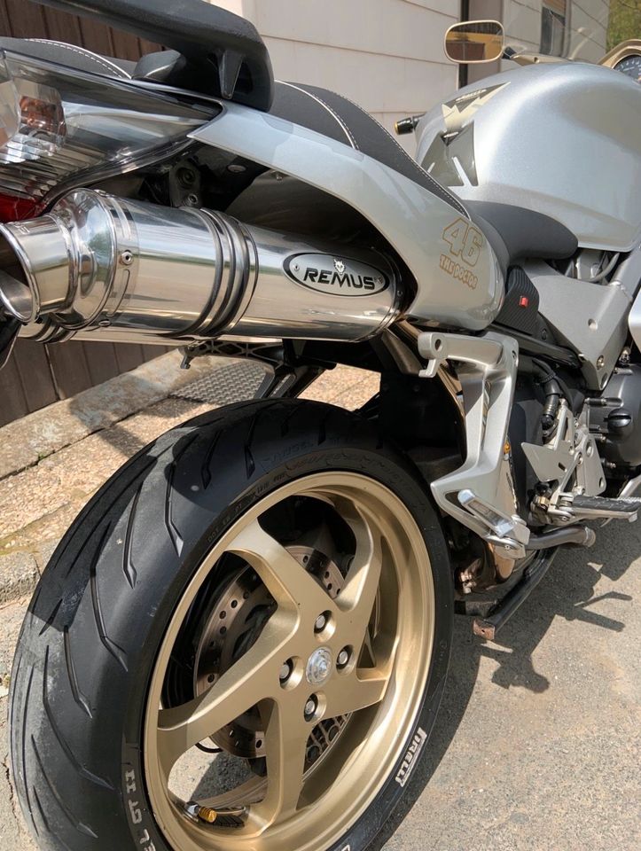 Suche REMUS für HONDA VFR 800 Vtec in Selbitz