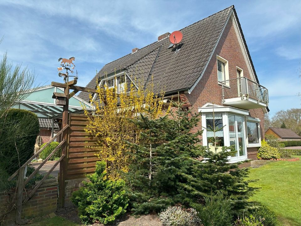 wunderschönes Einfamilienhaus mit viel Platz für die ganze Familie mit herrlichem Garten, Garage in Filsum