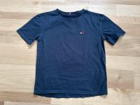 Original Tommy Hilfiger T-Shirt 128 dunkelblau Sirt Nordrhein-Westfalen - Detmold Vorschau