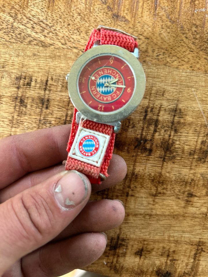Fc Bayern Armband Uhr in Quickborn