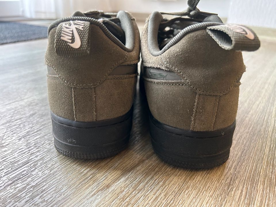 Nike air force 1 Grösse 44 khaki Sneaker in Oberhausen