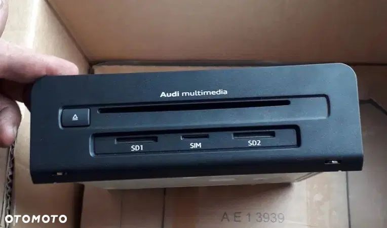 Navigation radio Audi A4 S4 B9 MMI 8W0035036D / A MIB 2 Main-Unit in Görlitz