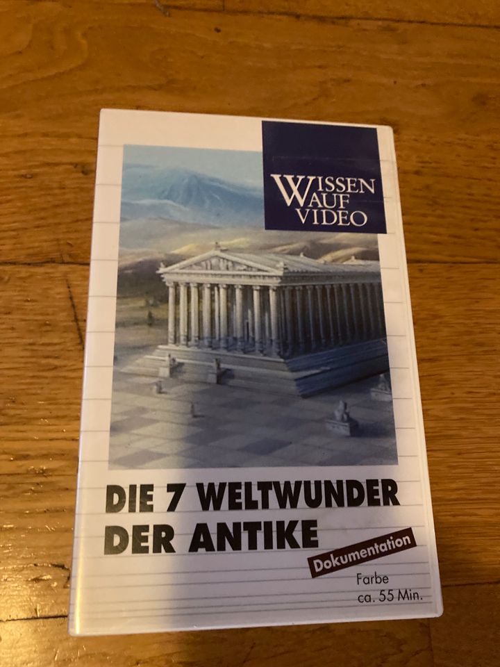 VHS-Kassette „Die 7 Weltwunder der Antike“ in Tuttlingen