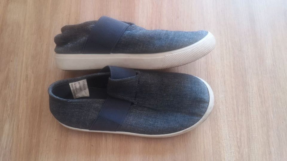 Stoffschuhe Jeansschuhe Sneaker wie neu Gr. 30 in Neckarsteinach