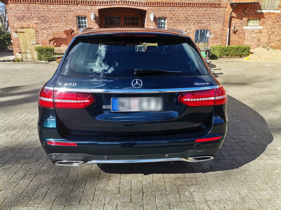 Mercedes Benz E400 4Matic AMG Line in Eystrup