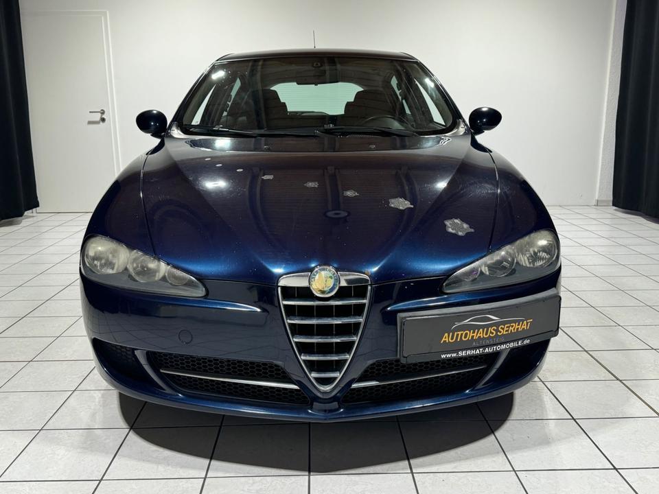 Alfa Romeo 147 1.6 TS 16V Progression *PDC*MFL*KLIMA*AHK* in Altensteig