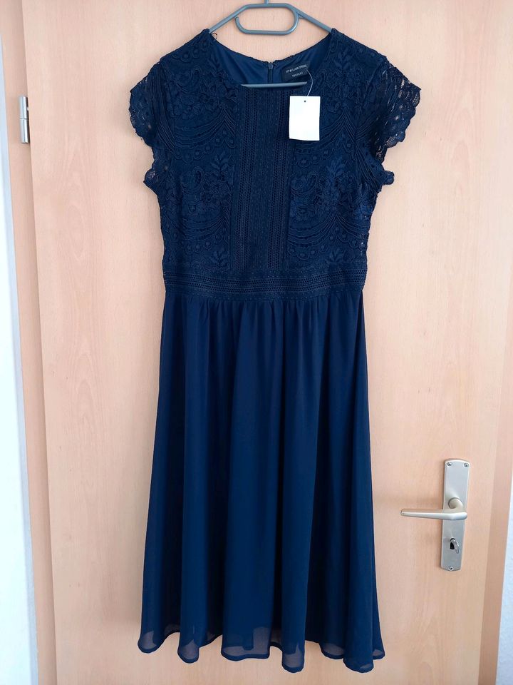 Kleid Abendkleid Ballkleid Cocktailkleid Jugendweihe Gr. 38 Blau in Magdeburg