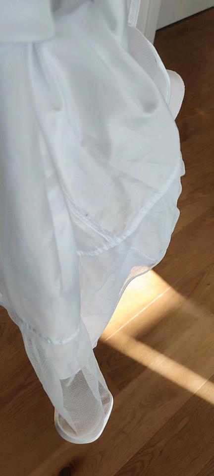 Kommunionskleid Erstkommunion Kleid 146 schlicht weit Blumen in Neuler