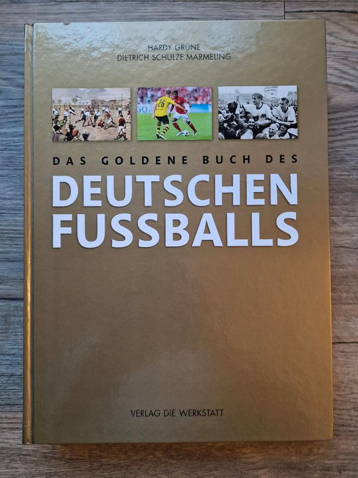 "Das goldene Buch des deutschen Fußballs" in Geestland