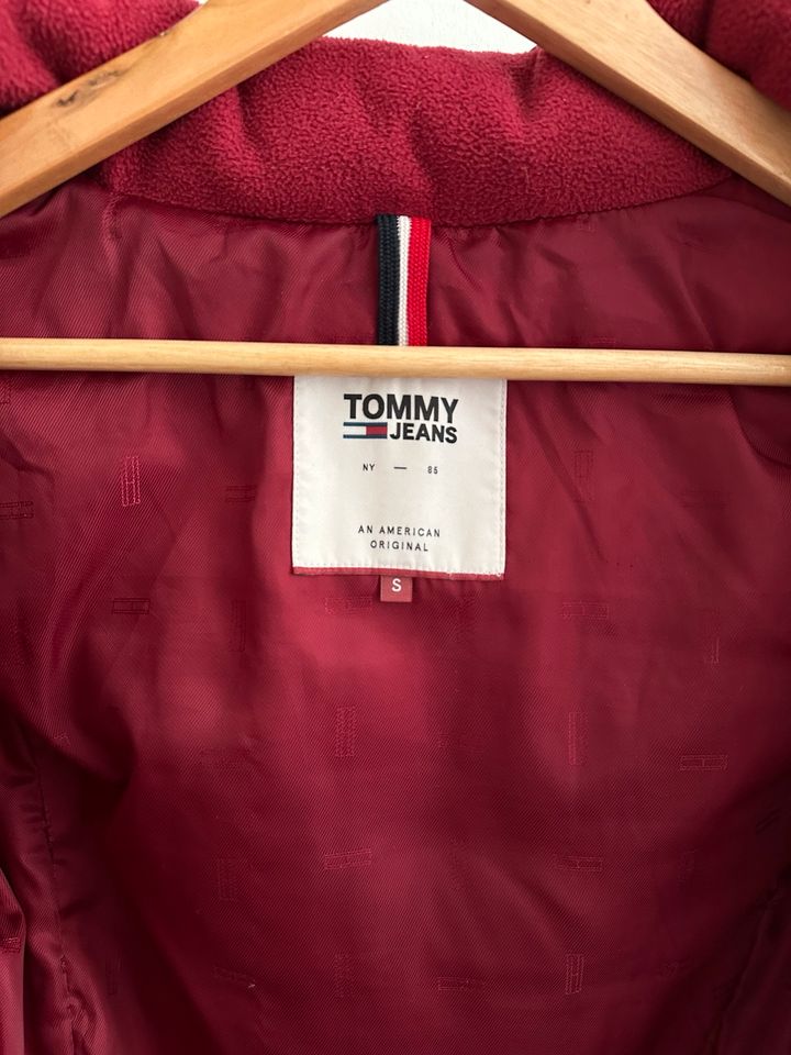 Tommy Hilfiger Jacke Gr. S in Kempten