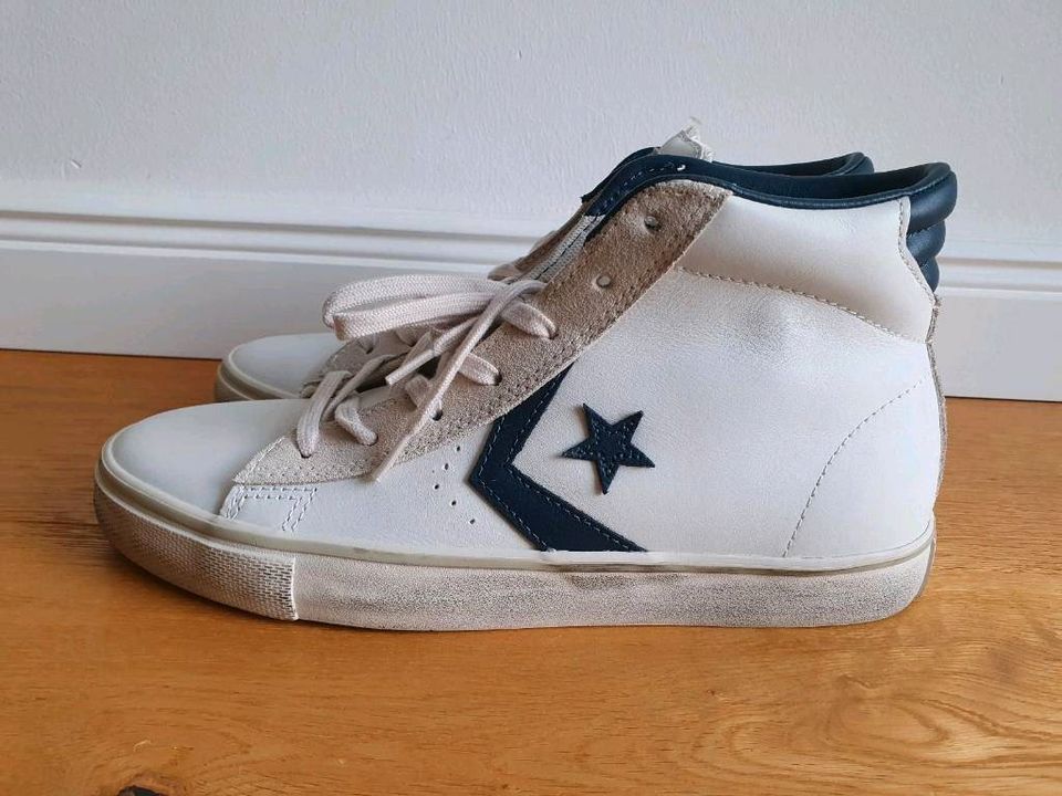 Converse Chucks Sneaker High Leder 38,5 weiß blau NEU in Kiel