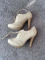 Graceland Schuhe beige / Creme in 38 Pumps Absatz 10cm Nordrhein-Westfalen - Issum Vorschau